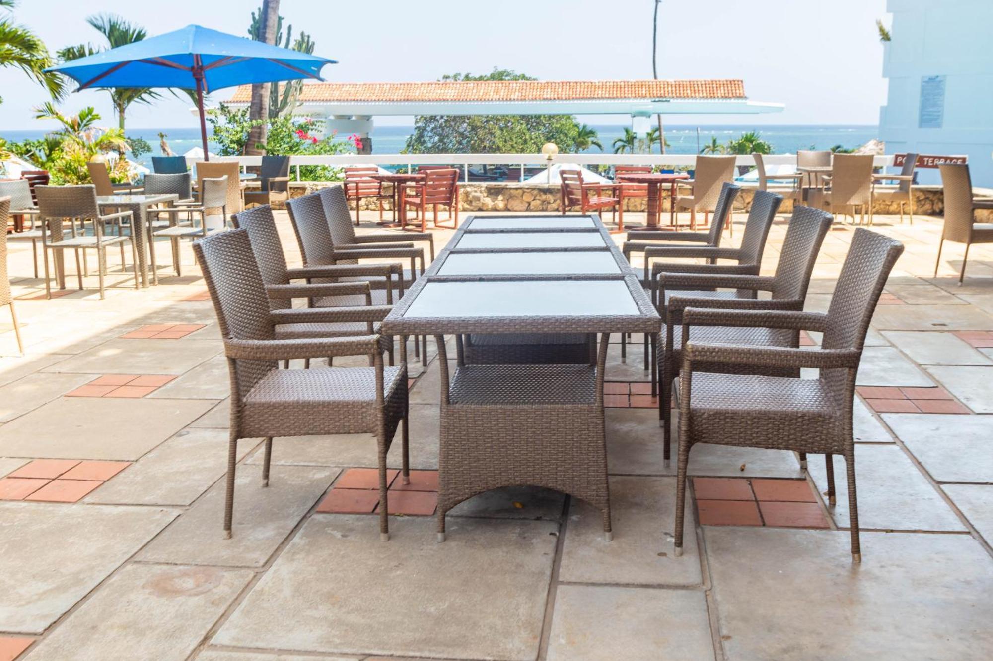 Mombasa Beach Hotel Esterno foto