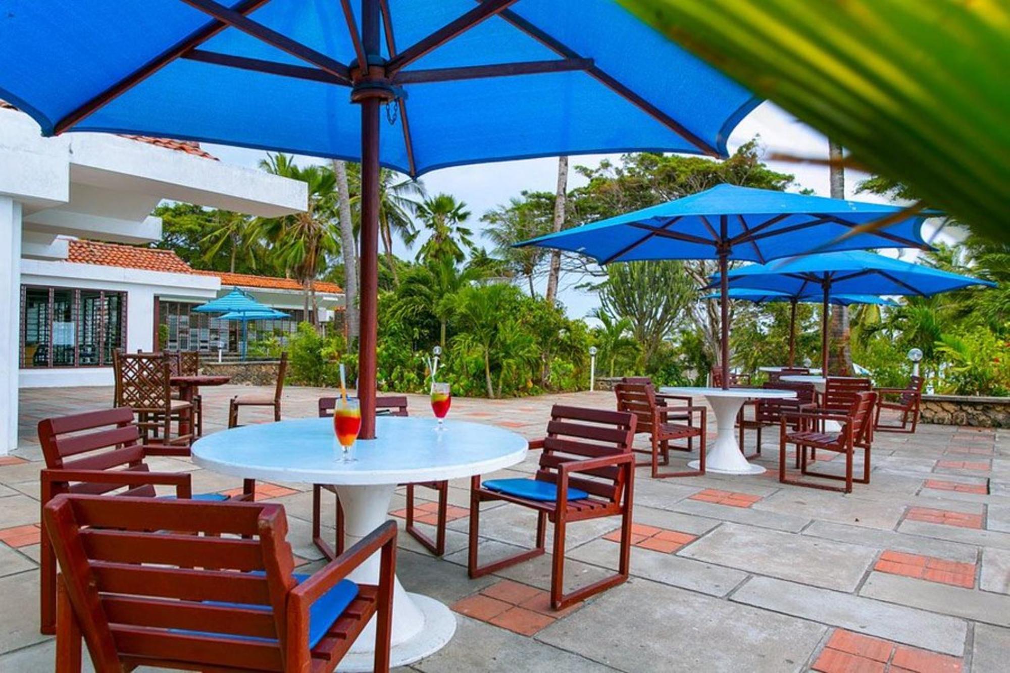 Mombasa Beach Hotel Esterno foto