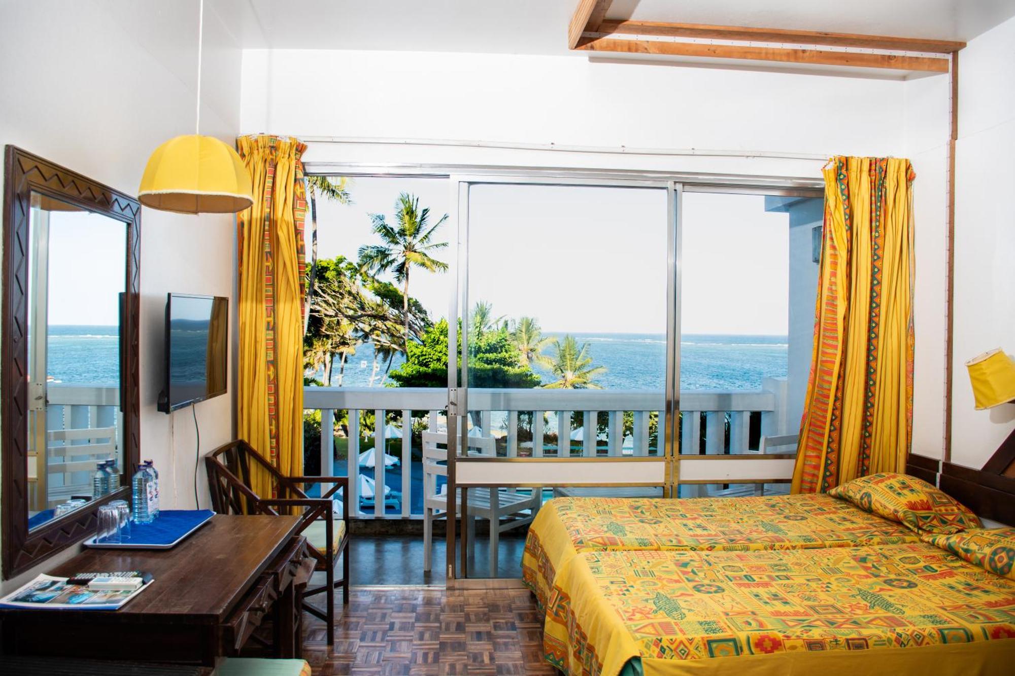 Mombasa Beach Hotel Esterno foto