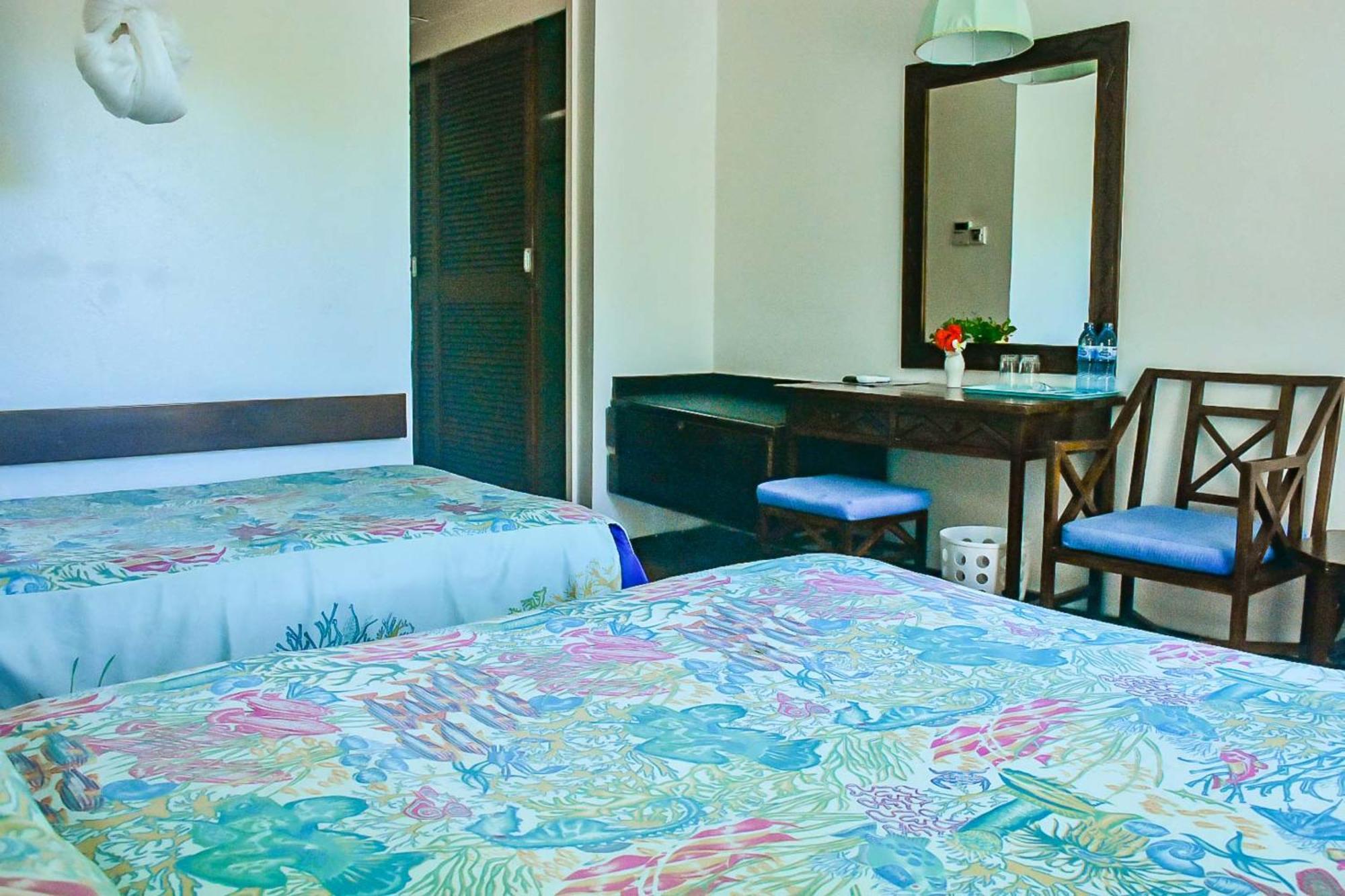Mombasa Beach Hotel Esterno foto